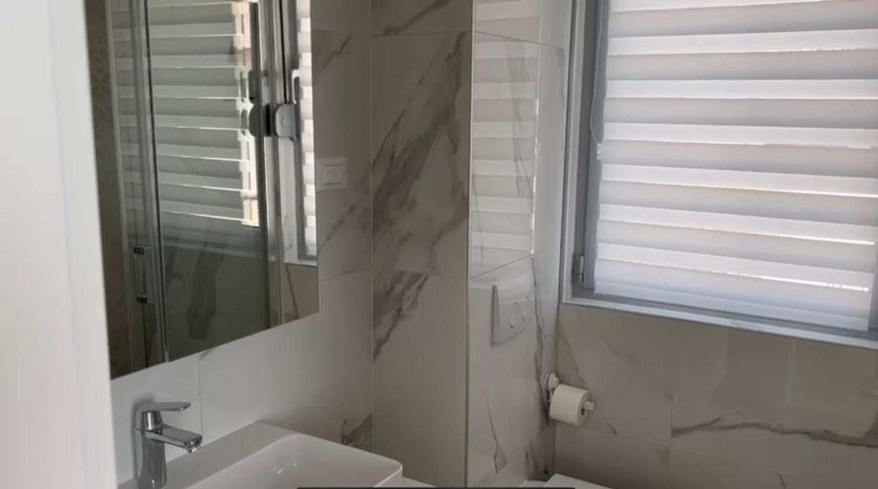 Splendid Split View Apartment Luaran gambar