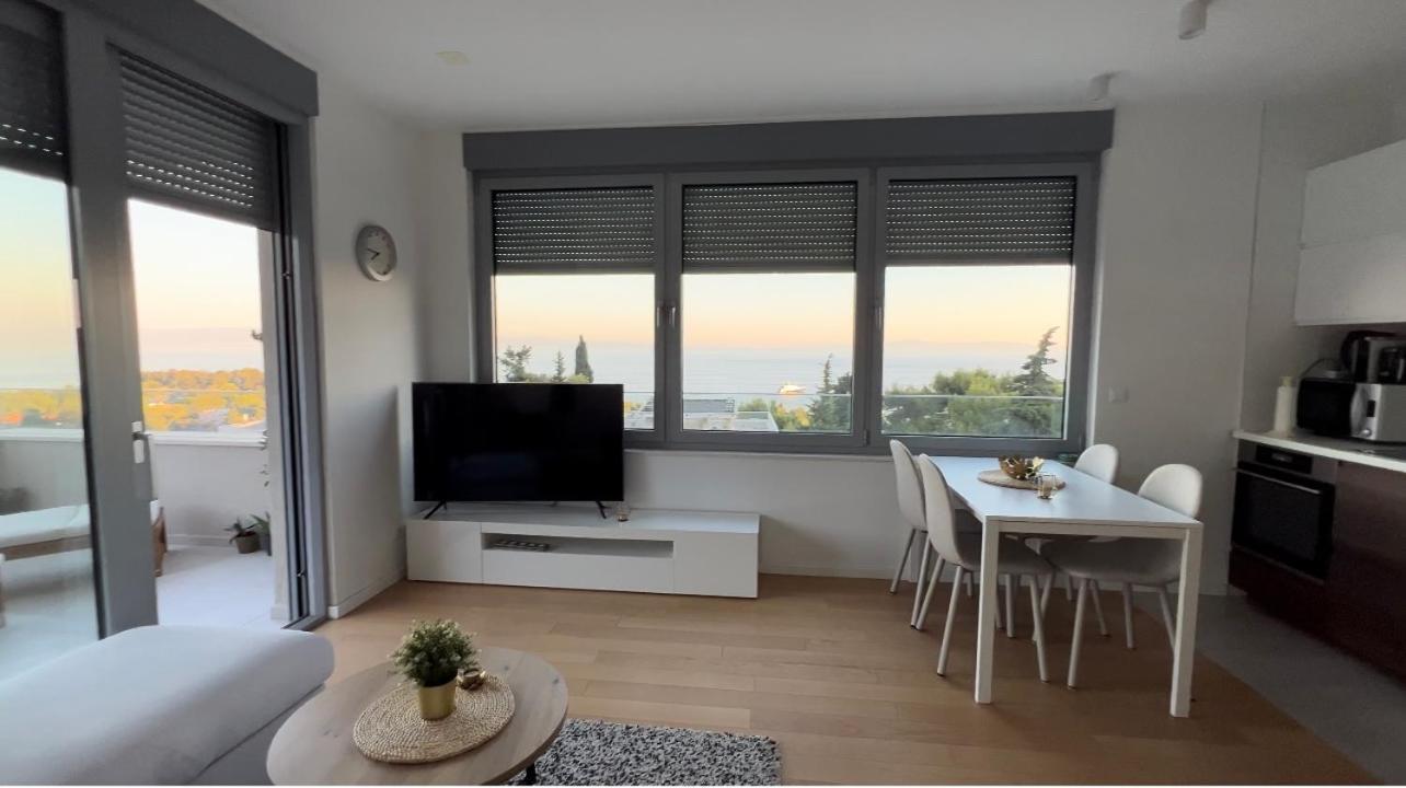 Splendid Split View Apartment Luaran gambar